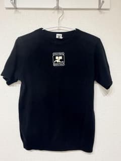 黒 半袖Tシャツ ロゴ入りのサムネイル