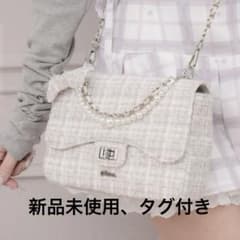 pium リボンチャーム付きツイードフラップバッグ - メルカリ