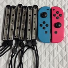Nintendo SwitchJoy-Con ネオンピンク/ブルー ストラップ付のサムネイル