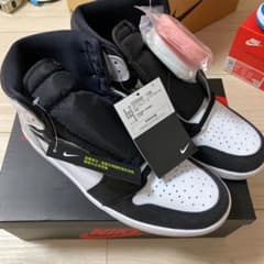 NIKE jordan1 bleached coralのサムネイル