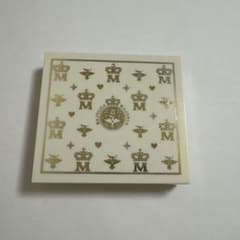 MAJOLICA MAJORCA アイシャドウケースのサムネイル