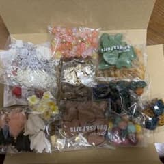 ハンドメイド アクセサリーパーツ 大量セット まとめ売りのサムネイル