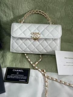 非売品 VVIP限定 ホワイトキルティングバッグ kk - メルカリ