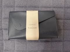 【新品】キャセイパシフィック航空　アメニティポーチ　bamfordのサムネイル