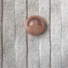 ブルジョワのアイシャドウのサムネイル