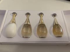 新品 ノベルティ Dior J'adore ミニチュア香水セット 4本入り - メルカリ