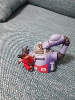 ドラゴンボール カプセル  孫悟空 VS ブラック補佐 レッドリボン軍のサムネイル