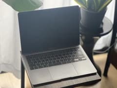 MacBook Air 2020 i5 8GB500GBスペースグレイ 充電器付 - メルカリ