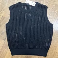 UNIQLO ノースリーブ セーター Lサイズのサムネイル