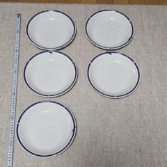 お皿　 5枚+1枚（二種類）のサムネイル