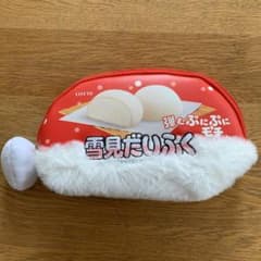 雪見だいふくみたいなポーチのサムネイル