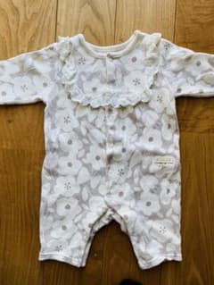 ロンパース　女の子　サイズ70 花柄　北欧風のサムネイル