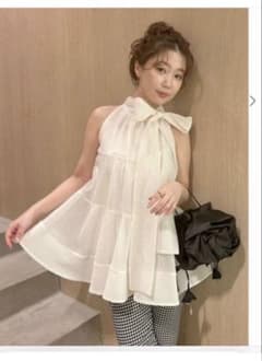 LILY BROWN アメスリティアードブラウスのサムネイル