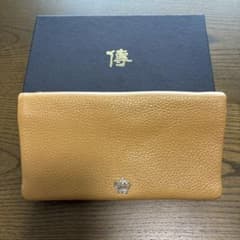 値下げしました！傳濱野　レディース長財布のサムネイル