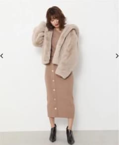 リエンダ Faux Fur Hoodie Short CT♡エイミー、リゼクシーのサムネイル