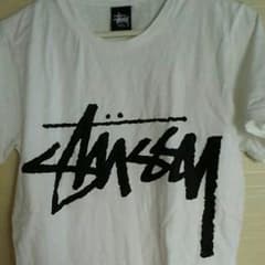 StussyのTシャツのサムネイル