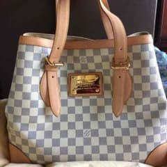 LOUIS VUITTONのサムネイル