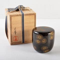 茶道具　輪島塗　月峯作　唐松　沈金　棗　共箱　V　R6015 茶道具 輪島塗 月峯作 唐松 沈金 棗 共箱 V R6015 - メルカリ