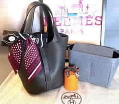 24nomiy様専用　✨美品✨ エルメス　ピコタンPM　□Ｐ刻印のサムネイル