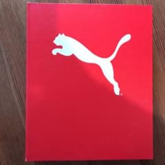 【値下げしました】puma  レア　非売品　バインダーのサムネイル