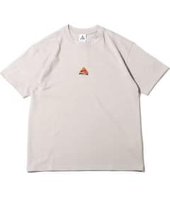 ナイキ ACG ワンポイント刺繍　Tシャツのサムネイル