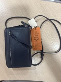 Pid スマホショルダー、ネックウォレット 牛革 レザー 新品 未使用 