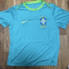Nike ブラジル代表 スリムフィットシャツ　練習ウェアのサムネイル