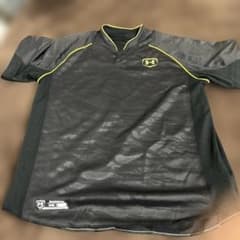 UNDER ARMOUR ブラック 半袖ポロシャツ MDのサムネイル