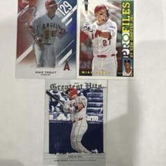Topps Mike Trout トレーディングカード 3枚セットのサムネイル