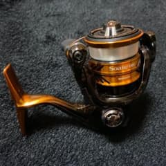 最終値下げ　シマノ 18 ソアレbb 500s スピニングリールのサムネイル