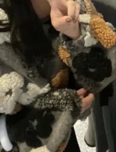 立体花柄ジャガード クルーネックニット グレーのサムネイル