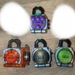 仮面ライダー鎧武 DXロックシードまとめ売りのサムネイル