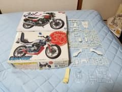 1/12 CBX400F ときめき30 デュアルカウル　三段シートその他のサムネイル