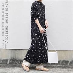 花柄ワンピースのサムネイル