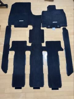 ホンダ ステップワゴン DBAーRP3 純正フロアマット 7枚セットのサムネイル