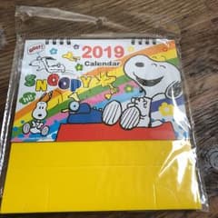 スヌーピー卓上カレンダーのサムネイル