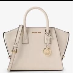 MICHAEL KORS ショルダーバッグ ホワイト新品のサムネイル