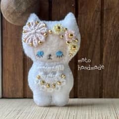 펠트 마스코트 고양이 흰 고양이 핸드메이드