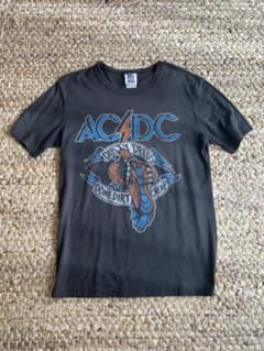 USA製】AC/DC Tシャツ JUNK FOOD／ジャンクフード Mサイズ - メルカリ