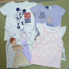 キッズ服　4枚　120〜130のサムネイル
