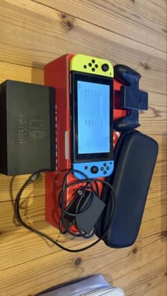 Nintendo Switch 純正ケース付 動作確認済み - メルカリ