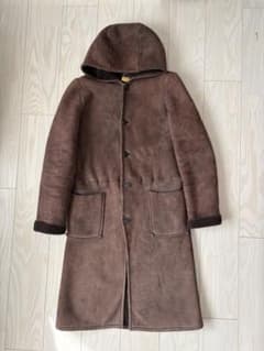 A.P.C. フード付きムートンコート S ダークブラウン　【希少フランス製】のサムネイル