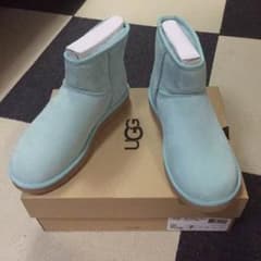 Nino♡様専用【新品 本物】UGG クラシック ミニ 7 ショートのサムネイル
