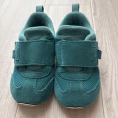 アシックスキッズスニーカーのサムネイル
