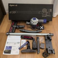 Dyson V6 コードレスクリーナー 本体 付属品セットのサムネイル
