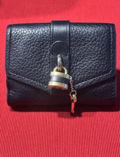 クロエ　chloe 黒 レザー 三つ折り財布 ゴールド金具のサムネイル