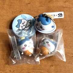 ちいかわ くら寿司 びっくらぽん ハチワレ フィギュア　缶バッチのサムネイル