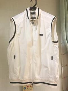 エンポリオアルマーニ  ベストのサムネイル