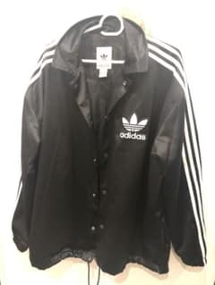 adidas アディダス ナイロンジャケット値下げしました！のサムネイル