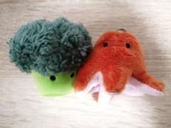お弁当のぬいぐるみ☆ガチャガチャ☆ブロッコリーとタコさんウィンナーのセットのサムネイル